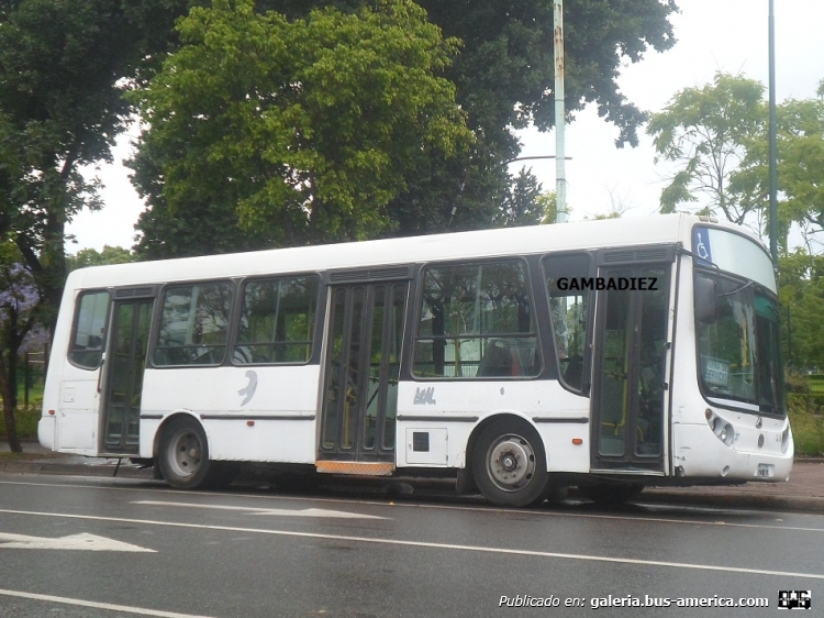 Agrale MT 12.0 LE - Metalpar - Particular
GCI 812
(Ex empresa Tomás Guido)

Foto: "Truku" Gambadiez
Colección: Charly Souto
Palabras clave: Agrale MT 12.0 LE - Metalpar - Particular - Tomás Guido
