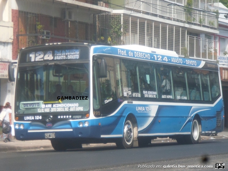 Mercedes-Benz O-500 U - Nuovobus Menghi - Transporte Automotor Callao
PKR 848
Línea 124 (Buenos Aires) - Interno 239

Foto: "Truku" Gambadiez
Colección: Charly Souto
Palabras clave: Transporte Automotor Callao - Interno 239