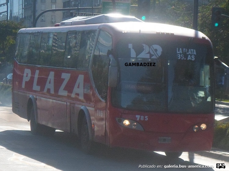 T.A.T.S.A. D 12 - Sudamericanas F-50 - Plaza
IGF 305
Línea 129 (Buenos Aires) - Interno 785

Foto: "Truku" Gambadiez
Colección: Charly Souto
Palabras clave: Plaza - Interno 785