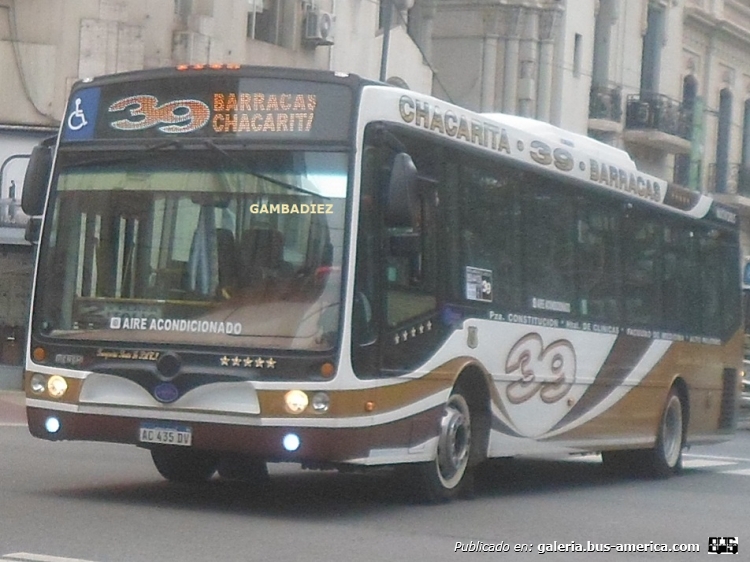 Mercedes-Benz OH 1721 L-SB - Nuovobus Menghi - Santa Fé
AC 435 DV
Línea 39 (Buenos Aires) - Interno 6

Foto: "Truku" Gambadiez
Colección: Charly Souto
Palabras clave: Santa Fé - Interno 6