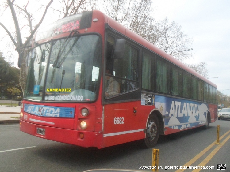 Materfer MD 128 - Atlántida
LKF 729
Línea 57 (Buenos Aires) - Interno 6682

Foto: "Truku" Gambadiez
Colección: Charly Souto
Palabras clave: Atlántida - Interno 6682