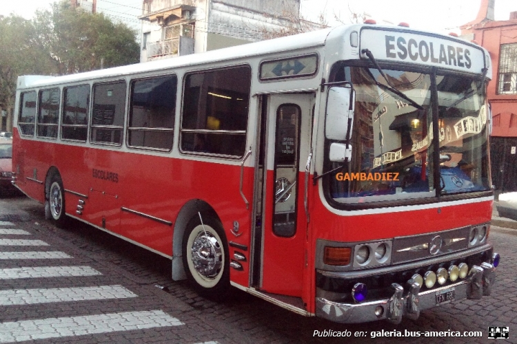 Mercedes-Benz OH 1621 L - Ottaviano - Transporte escolar
CFN 680
(Unidad ex línea 343)

Foto: "Truku" Hanessián
Colección: Charly Souto
Palabras clave: Mercedes-Benz OH 1621 L - Ottaviano - Transporte escolar