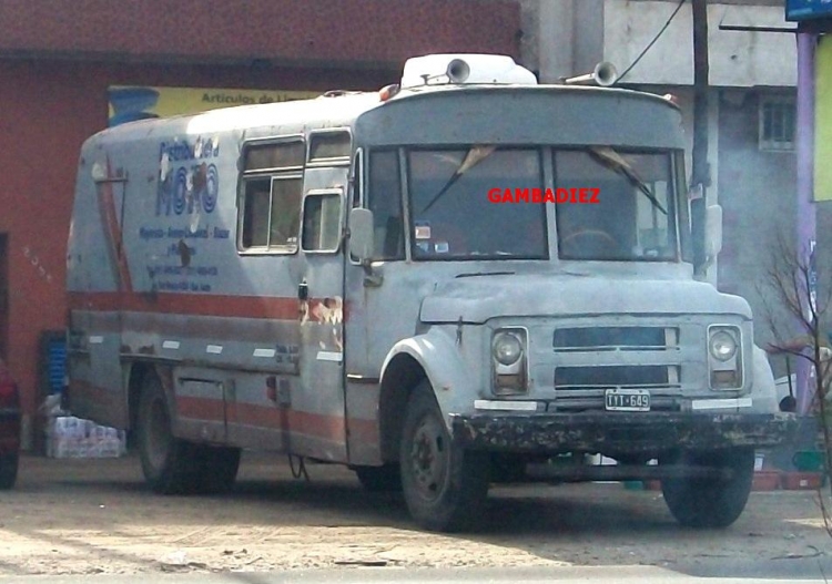 DISTRIBUIDORA MORO
M.191905 - TYT 649
ex "El Trapiche", en su línea 1 provincial de Mendoza
Palabras clave: DISTRIBUIDORA MORO