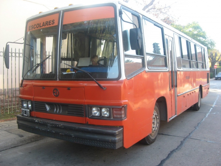 ESCOLAR EX TALSA
C.1529454 - UJS 709
Foto extraída de: www.mercadolibre.com.ar 
Palabras clave: ESCOLAR EX TALSA