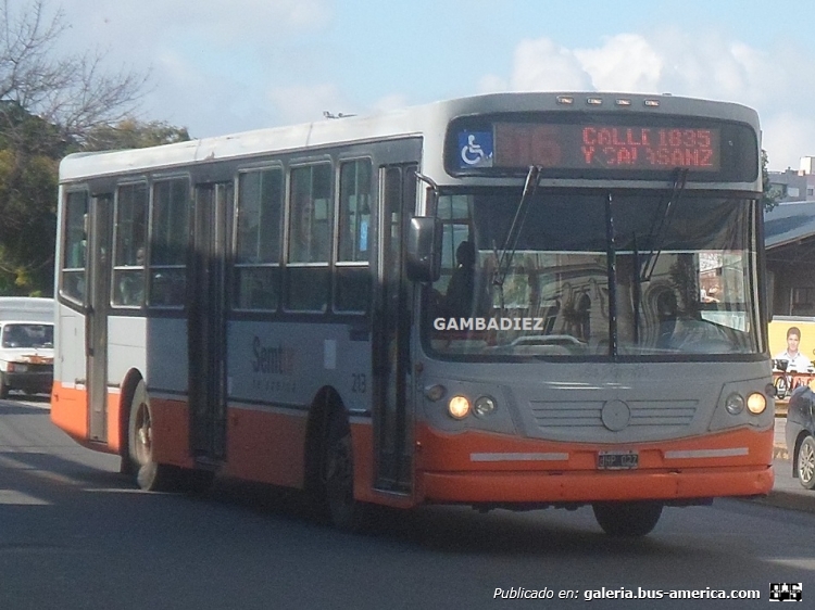 Mercedes-Benz OH 1618 L - La Favorita Favorito GR - Semtur
JHP 027

Línea 116 (Rosario) - Interno 213 [2010 - 2019]

Foto: "Truku" Gambadiez
Colección: Charly Souto
Palabras clave: Semtur - Interno 213