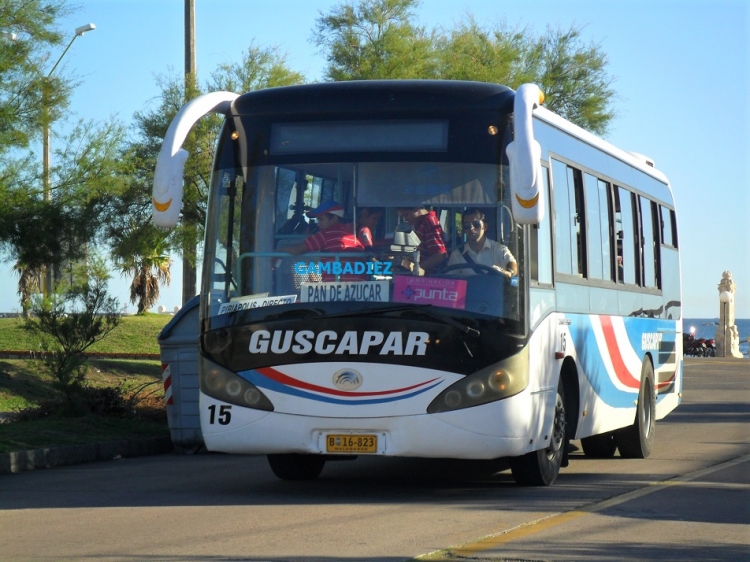 Yutong (en Uruguay) - GUSCAPAR - 15 
B 16-823
Foto: "Truku" Gambadiez
Colección: Charly Souto
Palabras clave: GUSCAPAR - 15
