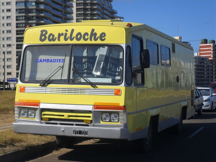 BARILOCHE - MOTORHOME
C.329309 - VTT 727
Foto: "Truku" Gambadiez
Colección: Charly Souto
Palabras clave: BARILOCHE - MOTORHOME