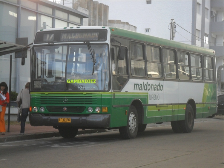 Marcopolo Torino (en Uruguay) - MALDONADO TURISMO - 11
B 16-280
Foto: "Truku" Gambadiez
Colección: Charly Souto
Palabras clave: MALDONADO TURISMO - 11