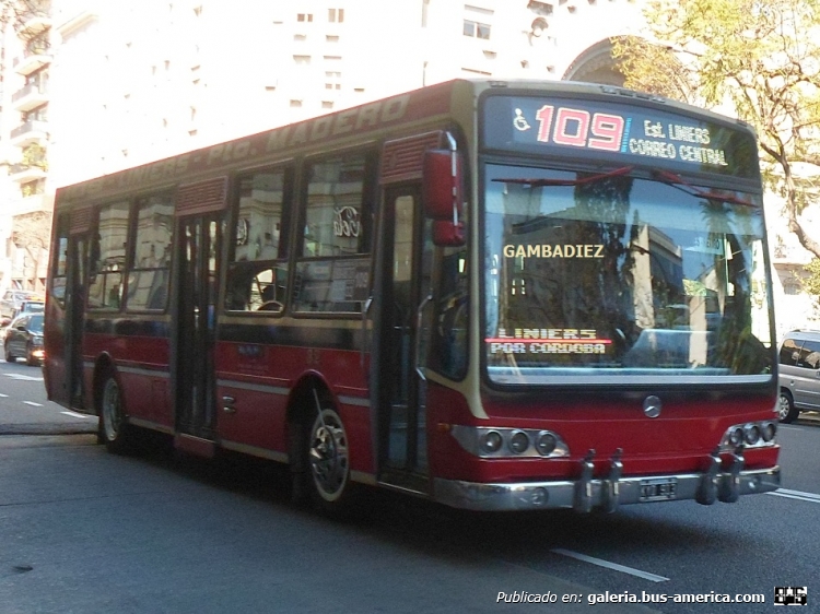 Mercedes-Benz OH 1618 L - Nuovobus - Nueve De Julio
KYD 913
Línea 109 - Interno 32

Foto: "Truku" Gambadiez
Colección: Charly Souto
Palabras clave: Nueve De Julio - Interno 32
