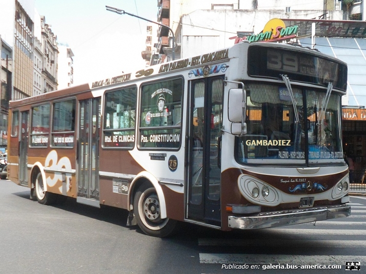 Mercedes-Benz OH 1315 L - La Favorita - Santa Fé
HDN 013
Línea 39 - Interno 75

Foto: "Truku" Gambadiez
Colección: Charly Souto
Palabras clave: Santa Fé - Interno 75