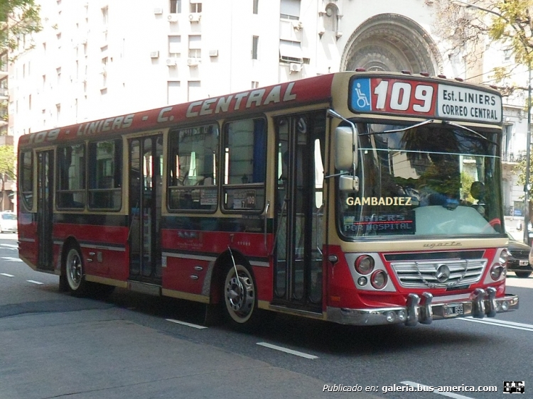 Mercedes-Benz OH 1618 L - Ugarte - Nueve De Julio
IUN 859
Línea 109 - Interno 7

Foto: "Truku" Hanessián
Colección: Charly Souto
Palabras clave: Nueve De Julio - Interno 7