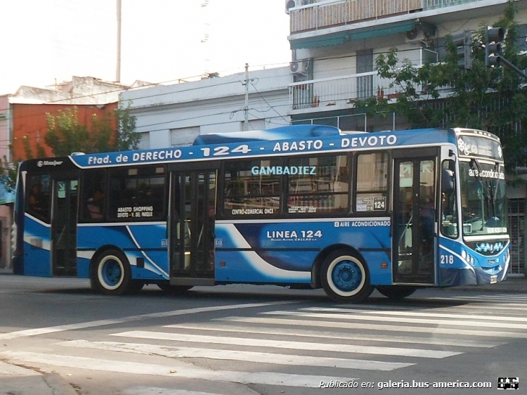 Mercedes-Benz OH 1618 L - Metalpar - Transporte Automotor Callao
KWH 985
Línea 124 - Interno 218

Foto: "Truku" Gambadiez
Colección: Charly Souto

http://galeria.bus-america.com/displayimage.php?pid=38399
Palabras clave: Transporte Automotor Callao - Interno 218