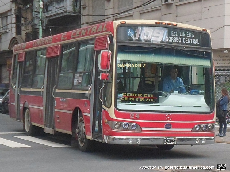 Mercedes-Benz OH 1618 L - Nuovobus - Nueve de Julio
MZN 152
Línea 109 - Interno 24

Foto: "Truku" Gambadiez
Colección: Charly Souto
Palabras clave: Nueve de Julio - Interno 24
