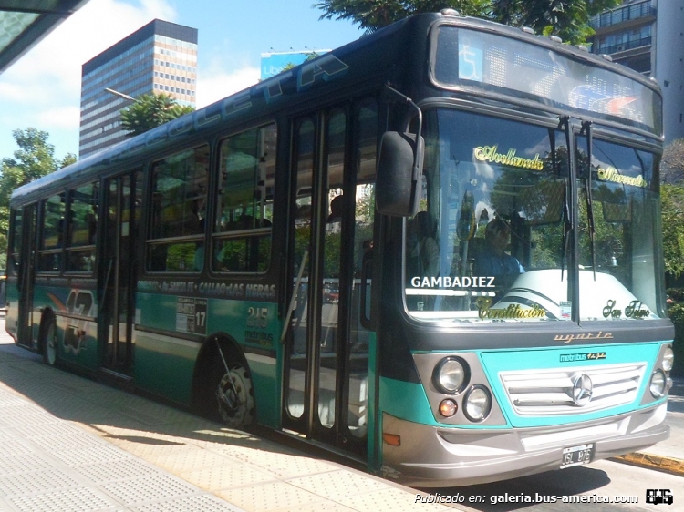 Mercedes-Benz OH 1618 L - Ugarte - Línea 17 S.A.
JSL 876
Línea 17 - Interno 215

Foto: "Truku" Gambadiez
Colección: Charly Souto
Palabras clave: Línea 17 S.A. - Interno 215