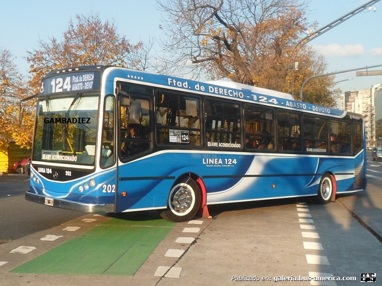 Mercedes-Benz OH 1718 L - Metalpar Iguazú - Transporte Automotor Callao
NUZ 591
Línea 124 - Interno 202
(Reciente incorporación ex M.O.C.B.A.)

Foto: "Truku" Gambadiez
Colección: Charly Souto

http://galeria.bus-america.com/displayimage.php?pid=41473
http://galeria.bus-america.com/displayimage.php?pid=42224
Palabras clave: Transporte Automotor Callao