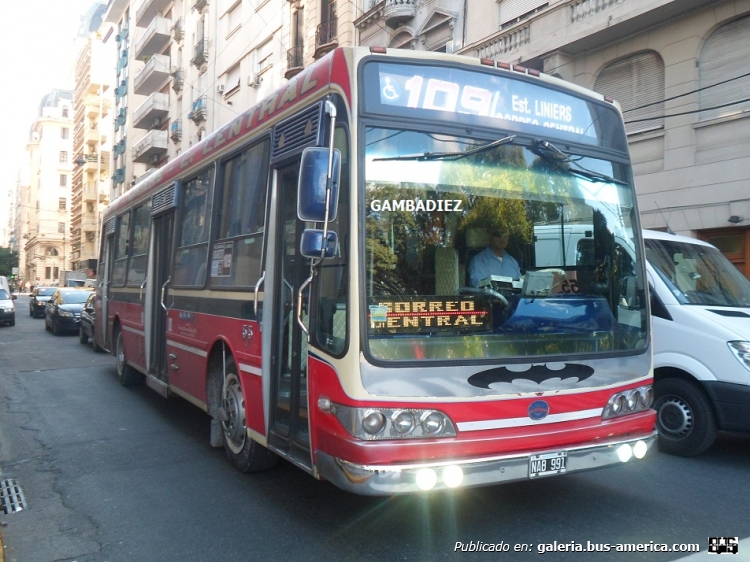 Mercedes-Benz OH 1618 L - Nuovobus - Nueve De Julio
NAB 991
Línea 109 - Interno 55
(Al mando de Ricky)

Foto: "Truku" Gambadiez
Colección: Charly Souto
Palabras clave: Nueve De Julio - Interno 55
