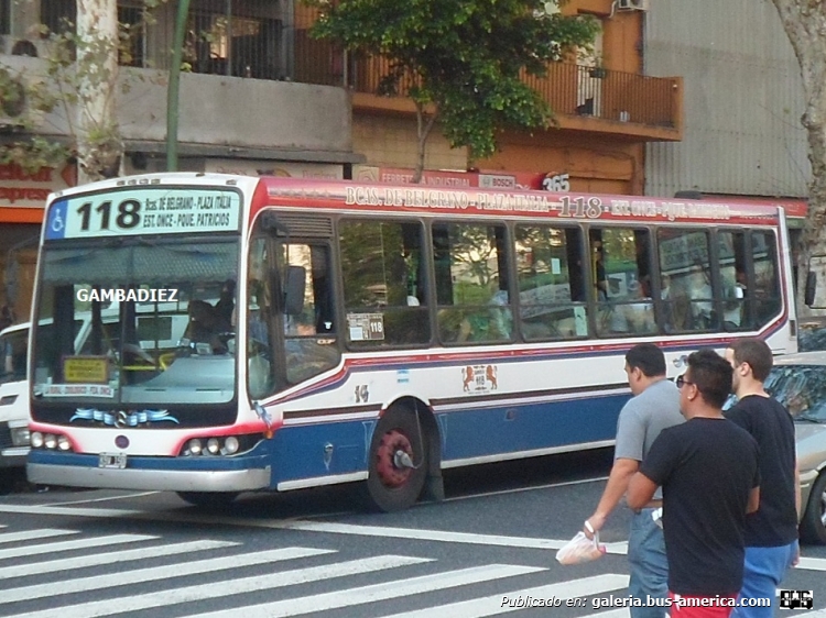 Mercedes-Benz OH 1618 L SB - Nuovobus - M.O. Barrancas de Belgrano
KBV 150
[url=https://bus-america.com/galeria/displayimage.php?pid=51518]https://bus-america.com/galeria/displayimage.php?pid=51518[/url]
[url=https://bus-america.com/galeria/displayimage.php?pid=46509]https://bus-america.com/galeria/displayimage.php?pid=46509[/url]

Línea 118 (Buenos Aires), interno 14

Foto: "Truku" Gambadiez
Colección: Charly Souto
Palabras clave: Barrancas de Belgrano - Interno 14