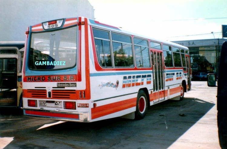 MICRO SUR S.A. - 11
http://galeria.bus-america.com/displayimage.php?pos=-13607
Foto de mi gran amigo César Gaitán
Palabras clave: MICRO SUR S.A. - 11