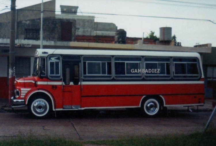 ESCOLARES
C.1144997 - UIC 147
Ex coche 83 de la línea 21 porteña
Foto: Sergio Morina
Colección: Charly Souto

http://galeria.bus-america.com/displayimage.php?pos=-19945
http://galeria.bus-america.com/displayimage.php?pos=-19946
http://galeria.bus-america.com/displayimage.php?pos=-19954
Palabras clave: ESCOLARES