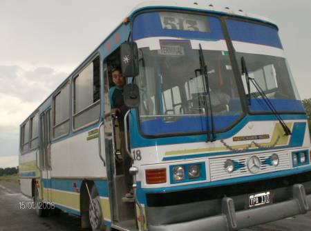 Ex Interno 18 Cia. Rivadavia
B.2576379 - TPA110

Ex Interno 18 de la Rivadavia. Se mantiene casi idéntico a como estaba en la empresa. Con la diferencia de que adentro se lo modificó como "colectivo media-distancia".
Fotos extraídas de http://autos-usados.sion.vivavisos.com.ar/automotores-usados+canuelas/colectivo/41423261

http://galeria.bus-america.com/displayimage.php?pos=-12423
http://galeria.bus-america.com/displayimage.php?pos=-17702
http://galeria.bus-america.com/displayimage.php?pos=-18611
http://galeria.bus-america.com/displayimage.php?pos=-18612
http://galeria.bus-america.com/displayimage.php?pos=-18613
http://galeria.bus-america.com/displayimage.php?pos=-18614
http://galeria.bus-america.com/displayimage.php?pos=-20540
Palabras clave: Rivadavia Interno18 513