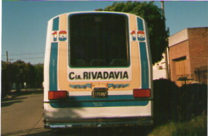 Interno 18 Cia. de Ómnibus Rivadavia (Toma trasera del 1114)
B2115987 / WPA744

Toma trasera del mismo coche. Una pinturita.

Foto de Familia Glaria.

http://galeria.bus-america.com/displayimage.php?pos=-22103
http://galeria.bus-america.com/displayimage.php?pos=-22105
http://galeria.bus-america.com/displayimage.php?pos=-22106
http://galeria.bus-america.com/displayimage.php?pos=-22107
http://galeria.bus-america.com/displayimage.php?pos=-22108
http://galeria.bus-america.com/displayimage.php?pos=-22109
http://galeria.bus-america.com/displayimage.php?pos=-22110
http://galeria.bus-america.com/displayimage.php?pos=-22111
Palabras clave: Rivadavia Interno18 Linea512