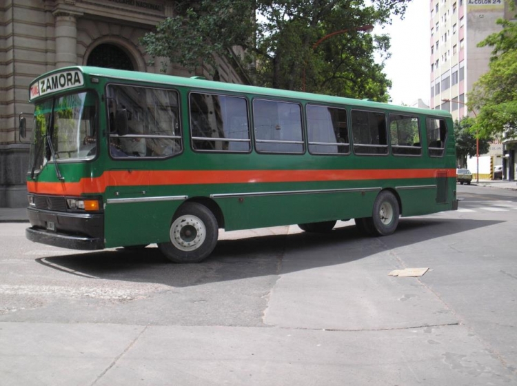 Acoplat Transporte Zamora.
Este coche brinda servicios particular en Bahía Blanca. Pertenece a Transportes Zamora.

Foto de Maquetas Escalibus.

