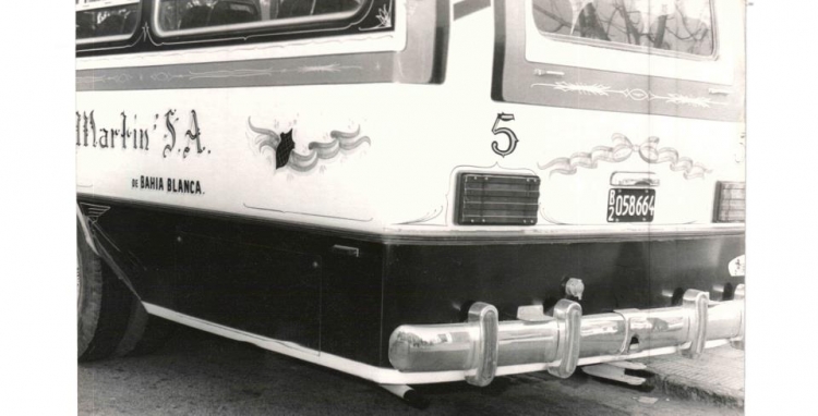 Interno 5 Cia. Gral. San Martín
B.2058664
Este coche fue el primer 0km de la empresa. Un 1114/51 Crovara. En 1991 fue reemplazado por un OF 1214 La Favorita, y este pasó a ser el Interno 3 de la Rivadavia (del cual ya subí fotos, y las dejo abajo por si quieren ver.

Foto de José Andrés Vidal.

http://galeria.bus-america.com/displayimage.php?pos=-13291
http://galeria.bus-america.com/displayimage.php?pos=-13292
http://galeria.bus-america.com/displayimage.php?pos=-13293
Palabras clave: SanMartín Interno5 502