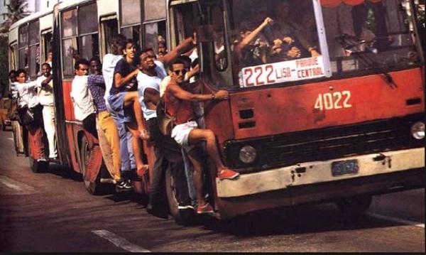IKARUS 280 (en Cuba) - Ruta 122
Fotografía de: ¿?
Bus urbano en la Habana
