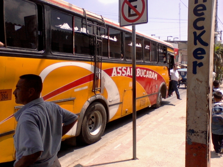 Capelo en Nissan UD 205
