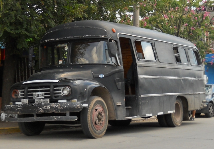 BEDFORD
Palabras clave: particular