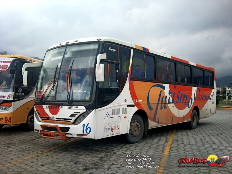 Mercedes-Benz OF 1721 - Caio Giro 3400 (en Ecuador) - Turismo Oriental
tomada de: www.ecuabus.net 
el dia sabado me subi a este bus y no ya esta como lo ven en la foto,tiene decoraciones de parabrisas,el chasis es reemplazado por un 17-21 nuevo y realmente sigue siendo super como por dentro ni se siente la vibraciones de chasis y realmente demostro su potencia y fue capaz de ganarle a un hino ak 
Palabras clave: ecuabus.net