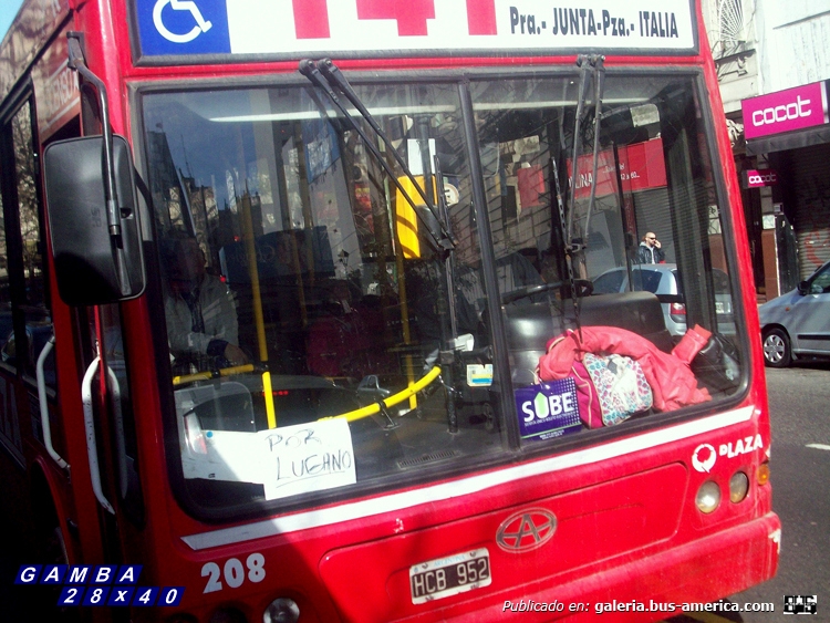 T.A.T.S.A. - Puma D 12 - Plaza
HCB 952
Línea 141 - Interno 208
Reciente incorporación, por ahora con "papeleta" de ramal, origen del coche E.S.I.S.A.

Colección: Gamba 28x40

http://galeria.bus-america.com/displayimage.php?pid=35789
http://galeria.bus-america.com/displayimage.php?pid=35790
Palabras clave: Gamba / 141