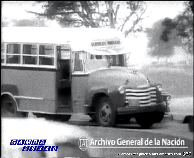 Chevrolet (G.M.C.) - Costa Rica - Particular
Servicio particular

Recorte de un video del Achivo General de la Nación
Captura: Gamba 28x40
Palabras clave: Gamba / Chivo