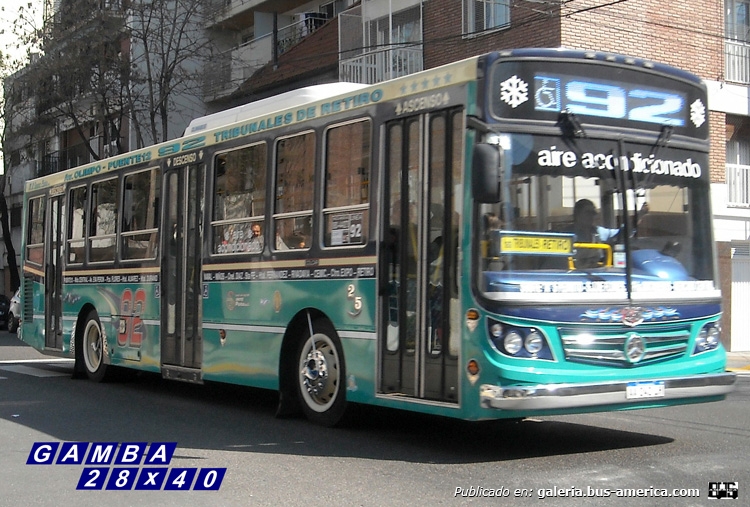 Mercedes-Benz O-500 U - La Favorita - Saenz Peña
AA 242 LH
Línea 92 - Interno 25

Colección: Gamba 28x40
Palabras clave: Gamba / 92
