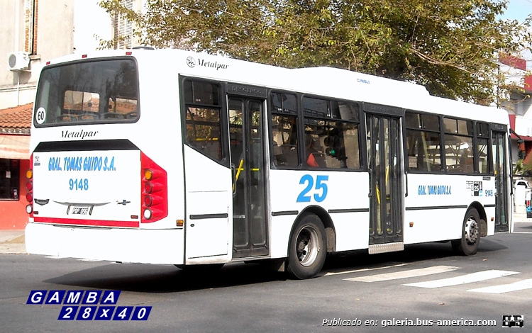 Agrale MT 15.0 LE - Metalpar - General Tomás Guido 
PQP 096
Línea 25 - Interno 9148
Un extraño caso, llegó hace poco a la línea y en su cola no tiene el mismo logo del resto de sus compañeros, también de reciente ingreso, me refiero al logo de Iguazú, en éste dice Tronador

Colección: Gamba 28x40

http://galeria.bus-america.com/displayimage.php?pid=40633
Palabras clave: Gamba / 25