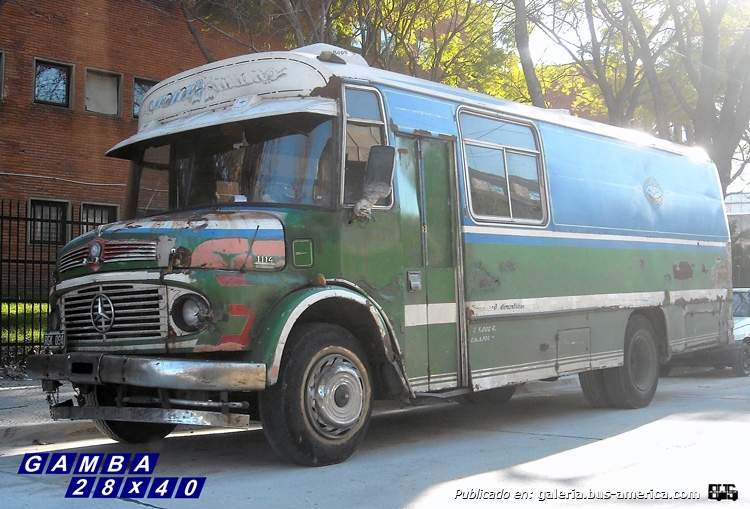 Mercedes-Benz LO 1114 - El Indio - Particular
C 1043843 - RGK 094

Colección: Gamba 28x40

http://galeria.bus-america.com/displayimage.php?pid=21153
http://galeria.bus-america.com/displayimage.php?pid=29903
http://galeria.bus-america.com/displayimage.php?pid=38201
http://galeria.bus-america.com/displayimage.php?pid=38810
Palabras clave: Gamba / 1114