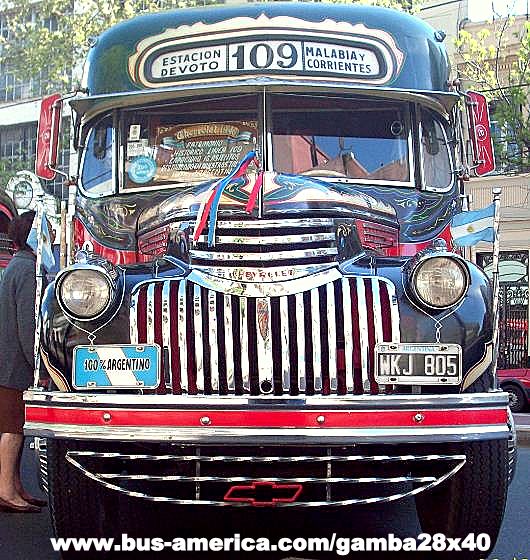 Chevrolet 1946 - F.A.C.A - Nueve De Julio
B 902706 - WKJ 805
Linea 109 vehículo histórico
Colección Gamba 28x40

http://galeria.bus-america.com/displayimage.php?pos=-21271
Palabras clave: Gamba / 109