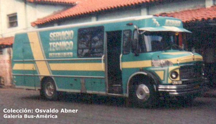 Mercedes-Benz LO 1114 - El Detalle - Línea 22
Línea 22 - Servicio técnico

Archivo: Osvaldo Abner
Gestión: Pablo Olguín
Palabras clave: Gamba / 22