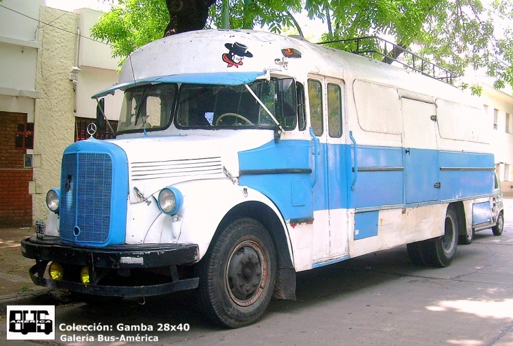 Mercedes-Benz L 312 - Braje - Particular
B 557625 - VLG 276

Colección: Gamba 28x40

http://galeria.bus-america.com/displayimage.php?pid=26393
Palabras clave: Gamba / 312