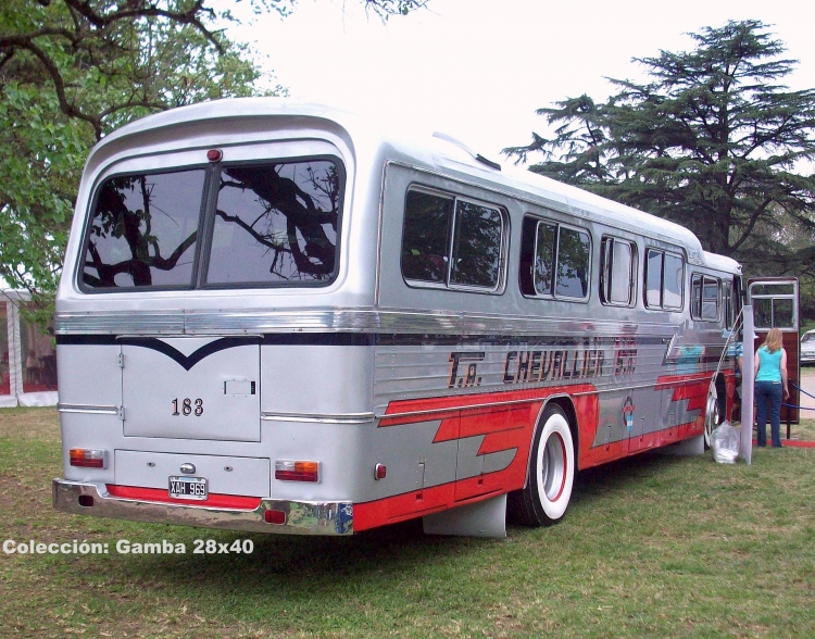 Mercedes-Benz O-317 - Cametal - Chevallier
C 121613 - XAH 969
Interno 183
(Vista trasera)

Colección: Gamba 28x40

http://galeria.bus-america.com/displayimage.php?pos=-25253
http://galeria.bus-america.com/displayimage.php?pid=40163
Palabras clave: Gamba / Cheva