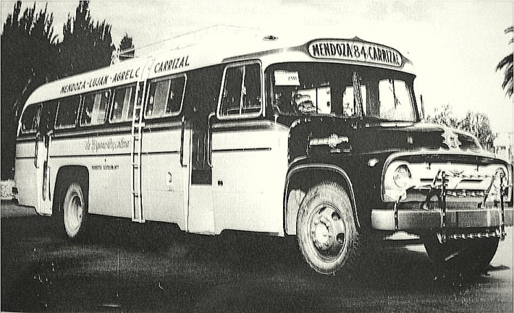 Ford 900 - Ortega - La Hispano Argentina
Línea 84 - Interno 1
Fotografía publicada en: Revista Industria Carrocera Argentina
Archivo: Osvaldo Abner
Gestión: Pablo Olguín
Palabras clave: Gamba / 84