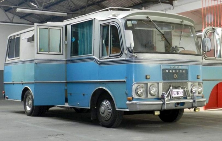 Varese - Ford - Motorhome
S 382096 - UVU 996
Ex minibus, transformado en motorhome
Foto www.mercadolibre.com.ar

http://galeria.bus-america.com/displayimage.php?pos=-20829
Palabras clave: Gamba / Vare