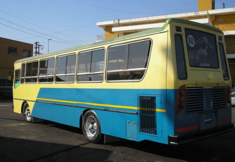 Mercedes-Benz OH 1316/51 - San Miguel
B 2471494 - TQI 951
En venta
Foto www.mercadolibre.com.ar

http://galeria.bus-america.com/displayimage.php?pos=-20028
Palabras clave: Gamba / OH 1316