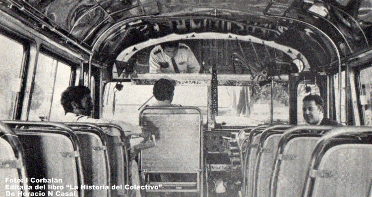 Mercedes-Benz  LO 911 - A.L.A. - C.U.S.A.
Línea 106
Vista interior, de un colectivo, de fines de la década del 60

Foto editada del libro "La Historia del Colectivo" de Horacio N Casal
Autor de imagen: I Corbalán
Palabras clave: Gamba / Int