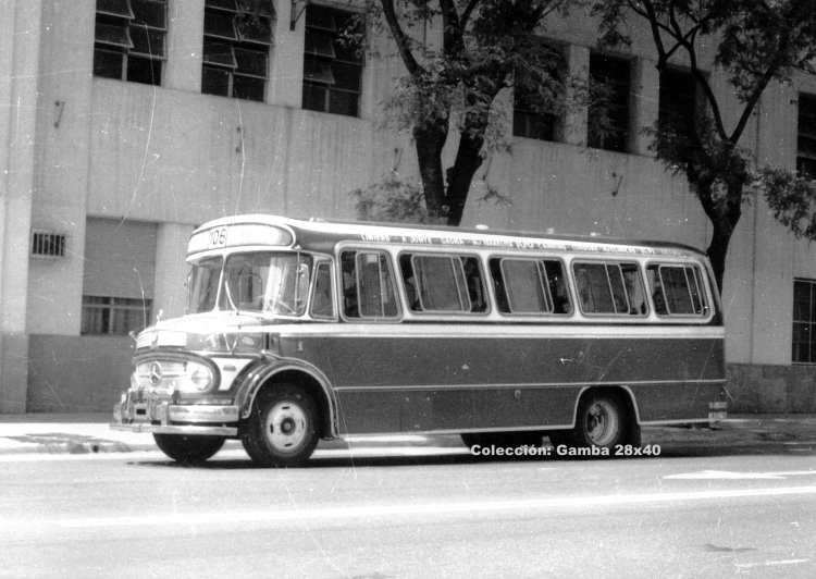 Mercedes-Benz LO 1114 - La Unión - C.U.S.A.
Línea 106 - Interno 1

Colección: Gamba 28x40
Palabras clave: Gamba / 106