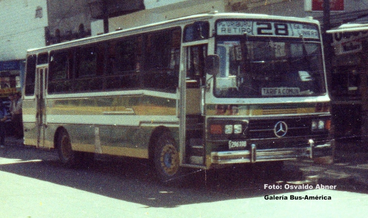 Mercedes-Benz OF 1214 - El Detalle - D.O.T.A. 
C 1296198
Línea 28 - Interno 95

Fotografía: Osvaldo Abner
Palabras clave: Gamba / 28