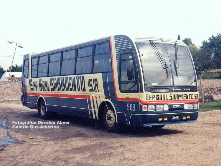 Mercedes-Benz OH 1420 - Metalsur - General Sarmiento
B 2645180
Línea 176 - Interno 503 [Servicio diferencial]

Fotografía: Osvaldo Abner
Gestión: Pablo Olguín
Palabras clave: Gamba / 176