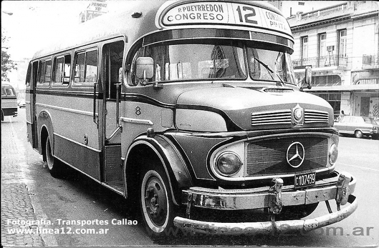 Mercedes-Benz LO 1112 - La Favorita - T.A. Callao
C 107439
Línea 12 - Interno 8 
Uno de los últimos Favorita con ventanillas trapeciales

Fotografía: Transporte Automotor Callao
Extraída de la página oficial de la empresa
Palabras clave: Gamba / 12