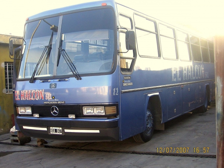 Mercedes-Benz OHL 1420 - Galicia -El Halcón
BOA 847
Interno 12

Imagen extraída de www.mercadolibre.com
Palabras clave: Gamba / Larga