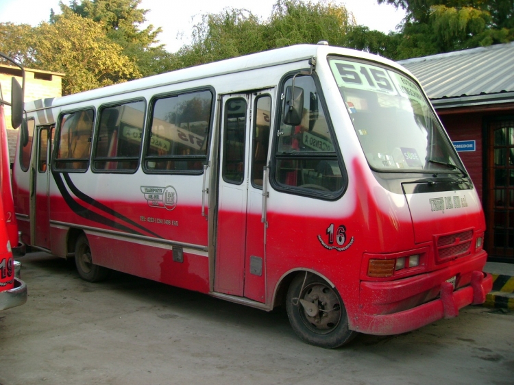 Mercedes-Benz LO 814 - San Miguel - Transportes del Sur
Linea 515 - Interno 16
